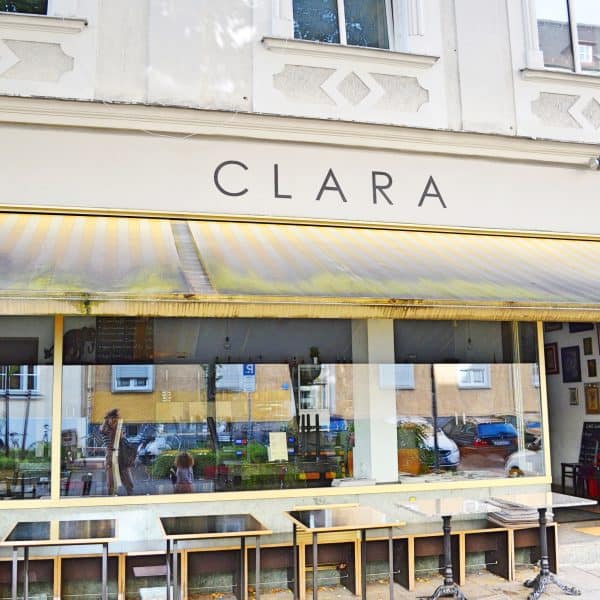 München Cafe Clara kinderfreundlich Spielecke