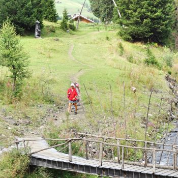 Seiser Alm Dolomiten Wanderweg mit Kindern Naturpfad