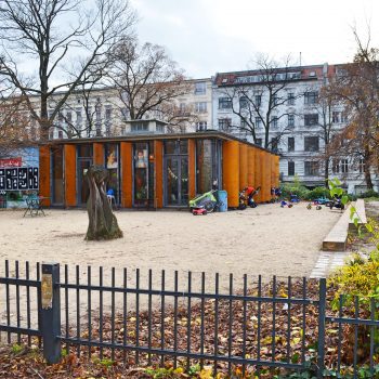 Kiezkind Indoor-Spielplatz Kindercafé Elternkindcafé Berlin mit Kind Familienausflug Berlin