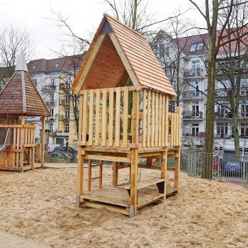 Spielplatz Schinkelstraße, Kinderspielplatz in Winterhude, Kleinkindbereich