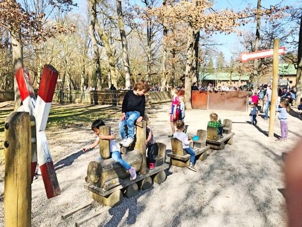 Kinderfreundlicher Biergarten Kugler Alm in München, child-friendly beer Garden in Munich
