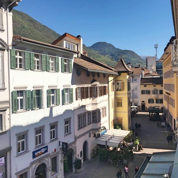 Kinderfreundliches Restaurant in Bozen, Südtirol, Italien, Hochstuhl vorhanden