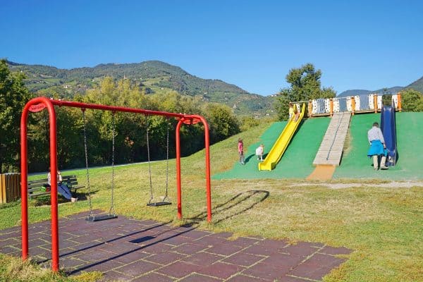 Bozen Spielplatz Talfer Wiesen, Bozen mit Kindern, Bozen with kids, playground Bolzano recommended by the urban kids