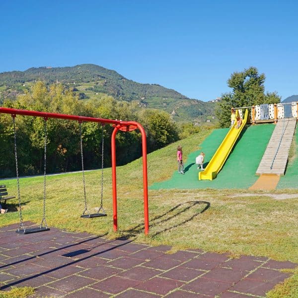 Bozen Spielplatz Talfer Wiesen, Bozen mit Kindern, Bozen with kids, playground Bolzano recommended by the urban kids