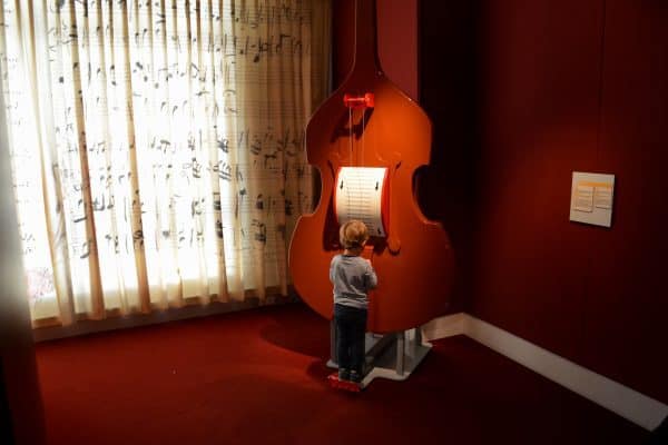 Kindergerechtes Museum Haus der Natur mit Kindern in Salzburg; Mozart Ausstellung