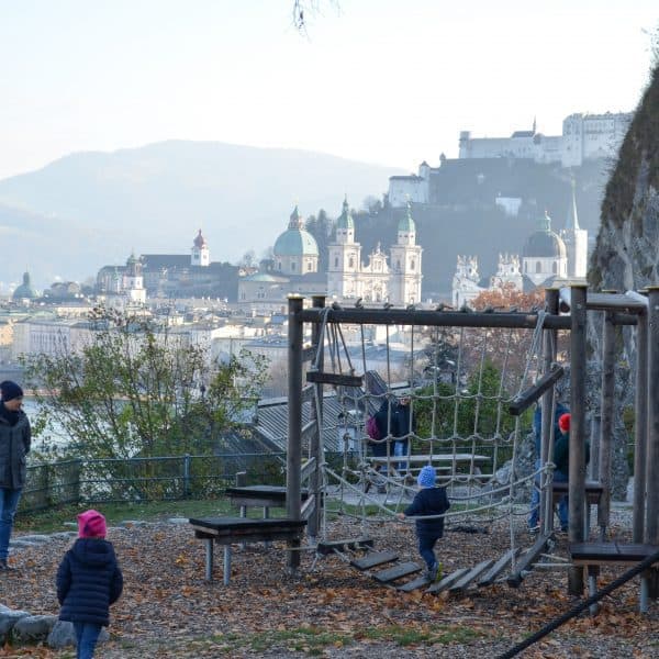 Spielplatz Kletterparcours Müllner Schanze in Salzburg mit Kindern