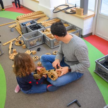 Familienausflug ins Spielzeugmuseum Salzburg mit Kindern; Kreativwerkstatt, the urban kids