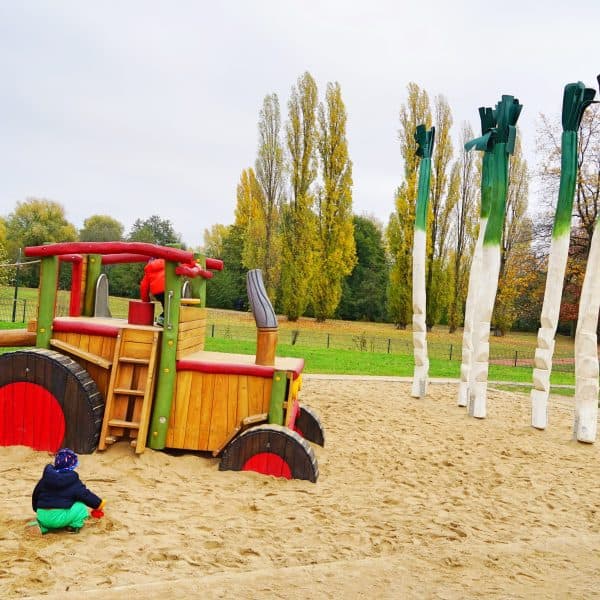 kinderfreundlicher Bauernhof Südpark in Düsseldorf