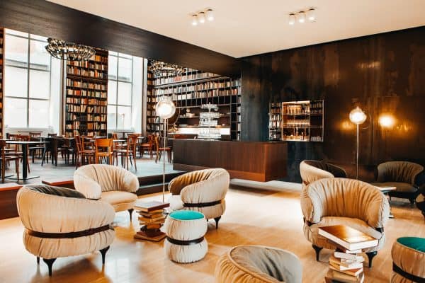 B2 Boutique Hotel + Spa_Library Lounge